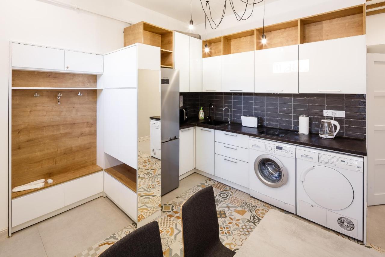 Palace View Apartments - 24 Kopernyka Str. Лвив Екстериор снимка